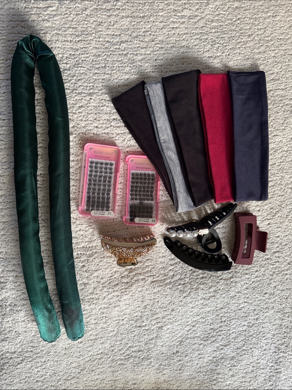 Women's Hair / Lashes Accessory Bundle
